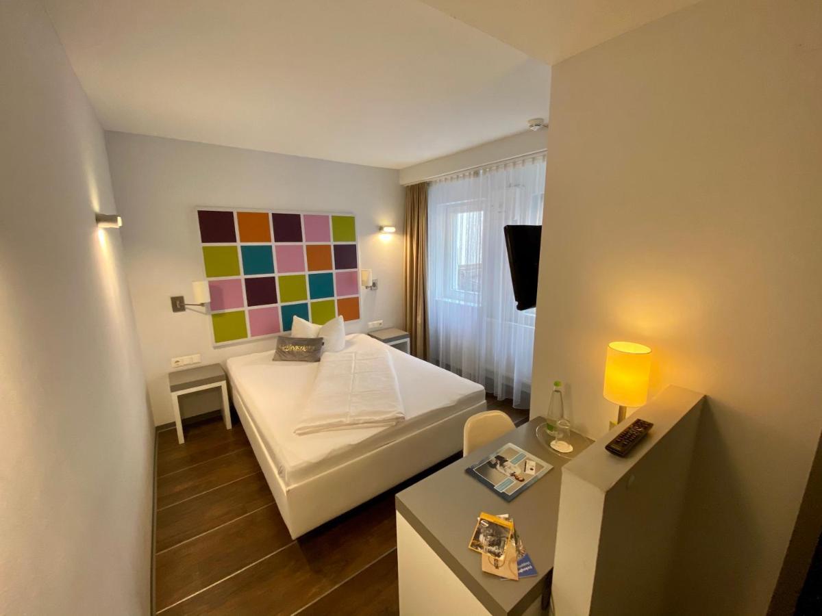 Altstadt Hotel Baunachshof Wertheim Exterior photo